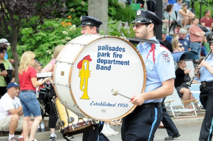 2015-7-5RidgewoodParade 023_01.JPG