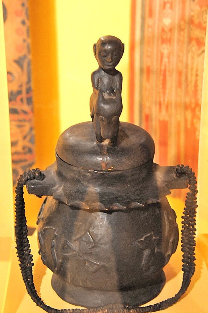 2016-2-15miamiartshow2 1233_01.JPG